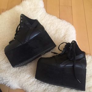 YRU Qozmo Hi-Black Platform Sneakers (worn once)